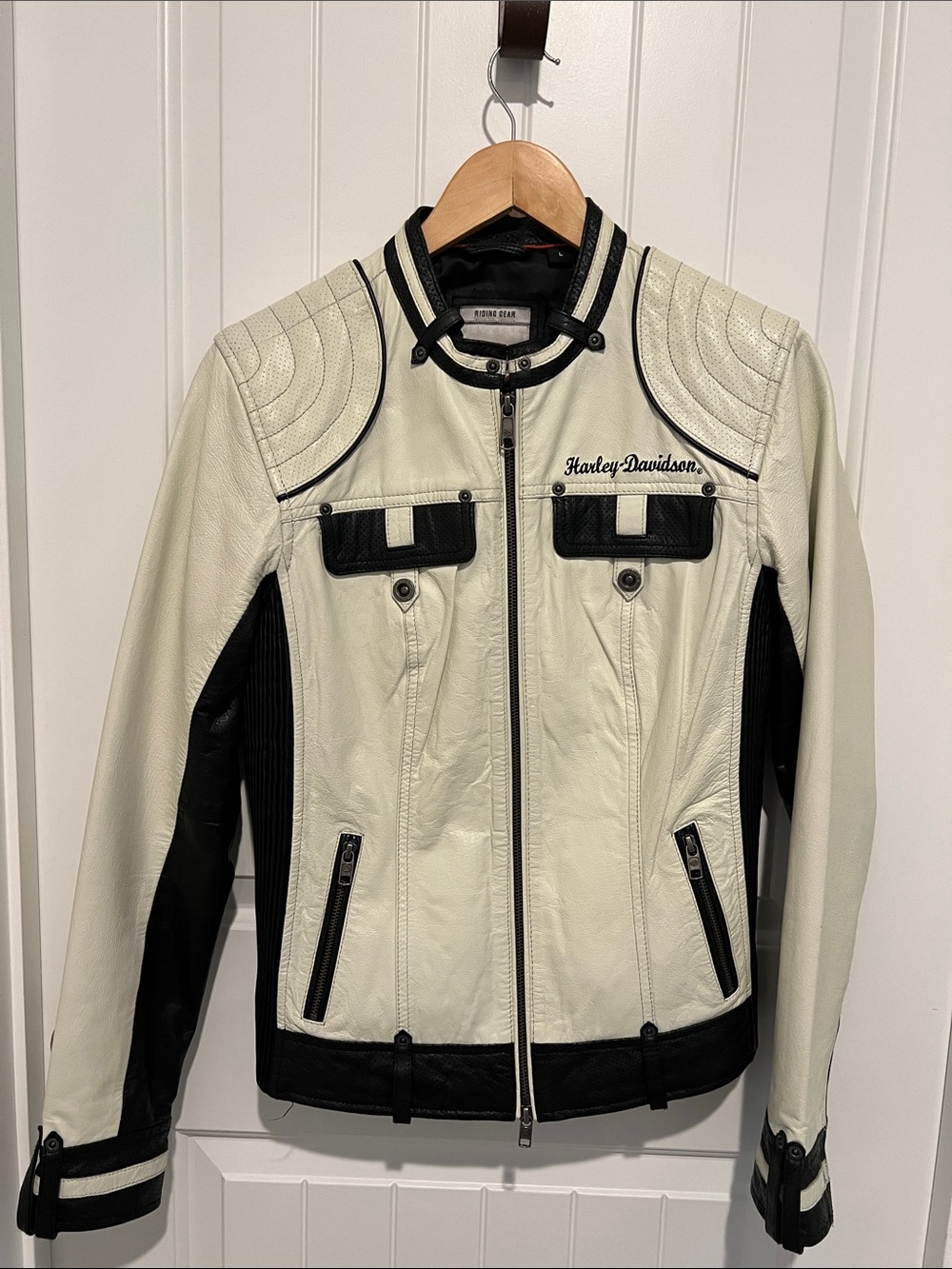 Harley-Davidson Cream and Black Women’s Large Leather Riding Jacket